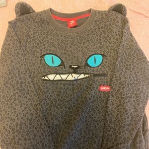 SAKUN cat zipper top